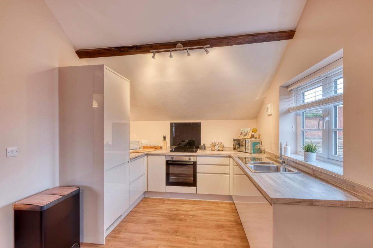 The Station Loft City Centre 1-Bed Apartment Worcester Eksteriør billede