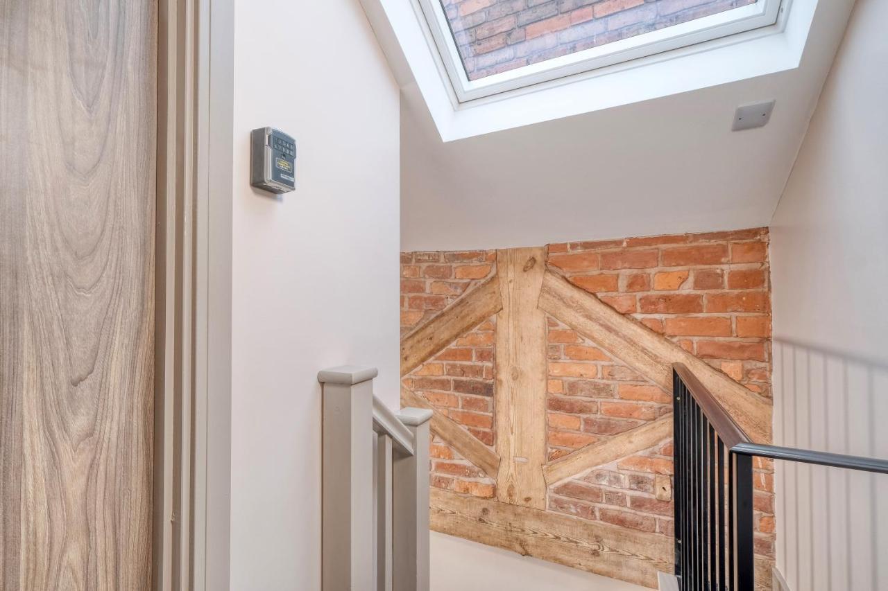 The Station Loft City Centre 1-Bed Apartment Worcester Eksteriør billede